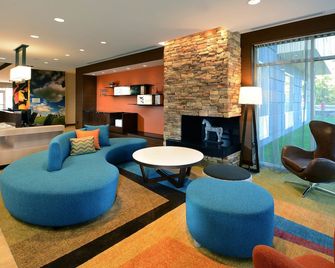 Fairfield Inn & Suites by Marriott Raleigh Capital Blvd./I-540 - Raleigh - Lounge