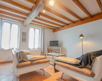 Chez Annie - Piney - Sala de estar