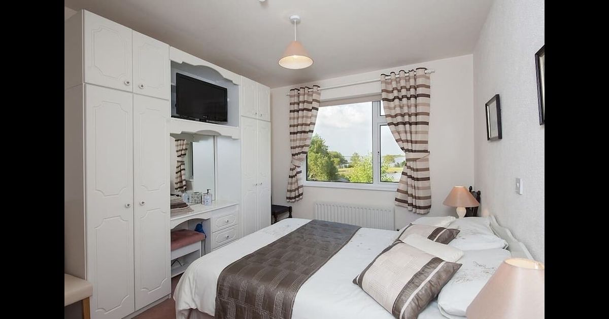 The Waterfront House Country Home in Oughterard, Ireland from 95