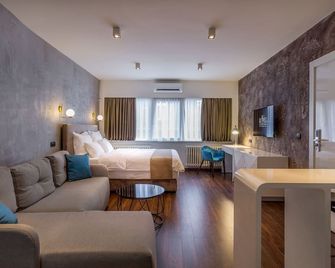 Level Luxury Suites - Belgrad - Schlafzimmer