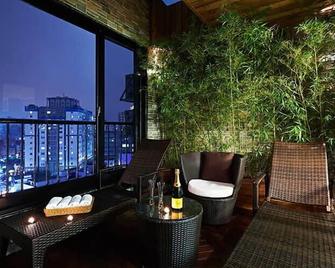 Hotel Boutique 9 - סיאול - מרפסת