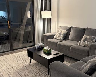 The embassy suite - Arlington - Soggiorno