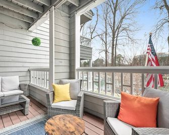 Sunrise Cove on Lake Norman - Davidson - Balcony