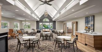 Residence Inn by Marriott Orlando East/UCF Area - אורלנדו - מסעדה