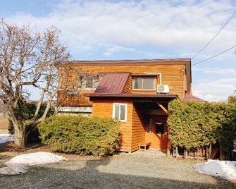 Winery no Yado Inaka Club - Kamifurano - Building