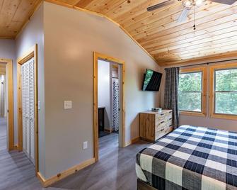 Cozy cabin in Ellijay, near Blue Ridge ! - Ellijay - Habitación