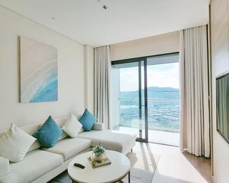 Luxe Rental Apartments - Residence A La Carte - Ha Long - Pokój dzienny