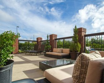 Hampton Inn Greenville - Greenville - Balkong