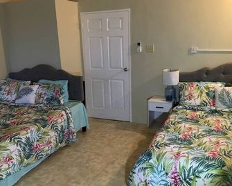 The Vista Paradise Is The Perfect Escape Away From Home. - Runaway Bay - Bedroom