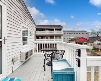 Hampton Beach Hangout - Hampton - Balcony