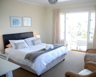 Mandalay Guest House - Plettenberg Bay