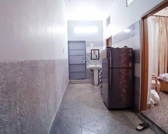 Soothing Place to stay in a peaceful town - Haridwar - Bedroom