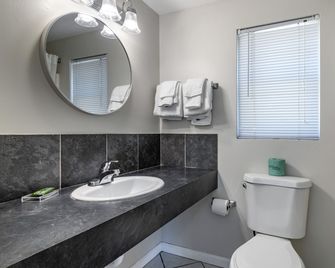 Americas Best Value Inn & Cottages - Wells / Ogunquit - Wells - Badrum