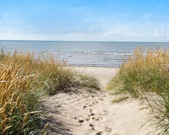 2 Person Holiday Home in Falkenberg - Falkenberg - Strand