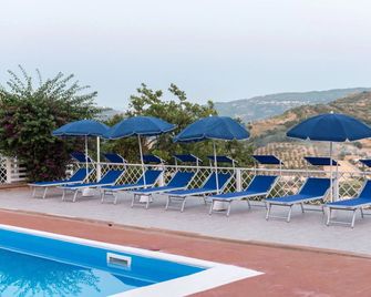Villa Milena - Agropoli - Piscina