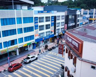 OYO 703 Myra Hotel - Mersing