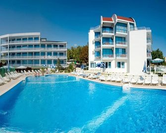 Hotel Iceberg - Balchik - Svømmebasseng