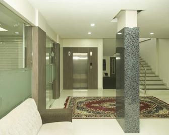 Dream Land Residency - Mananthavady - Lobby