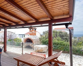 Holiday Home Mandre near Stunning Beaches - Kolan - Patio