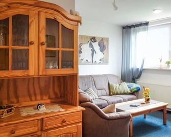 Gorgeous Apartment In Otterndorf - Otterndorf - Wohnzimmer