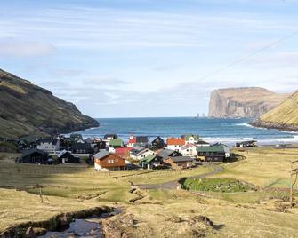 Luxurious & Unique Villa / Nature / Beach / Hiking - Gjógv - Edificio