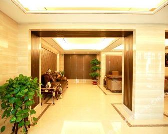 Season Hotel - Jiuquan - Lobby