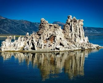 Lake Front Cabins - June Lake