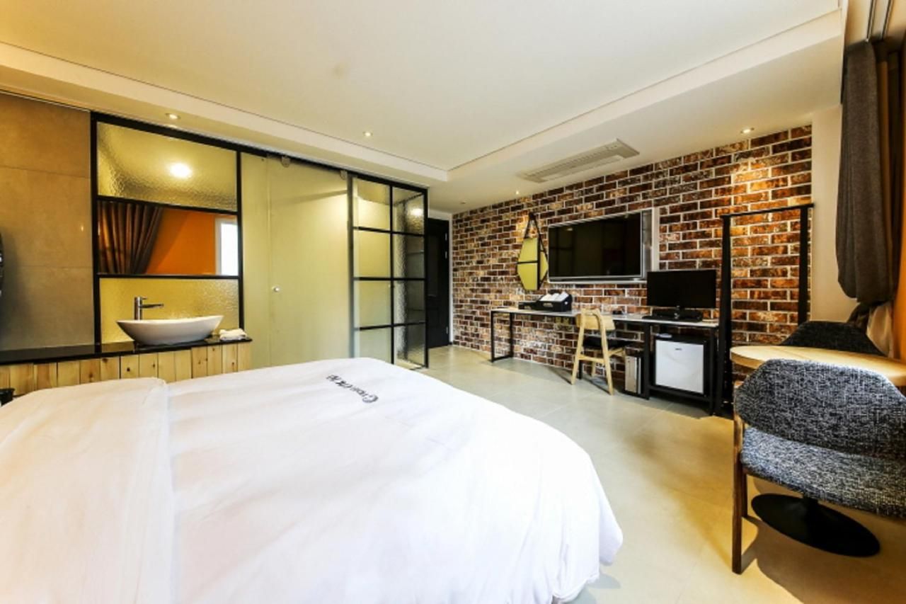 Hotel Cacao thumbnail 2