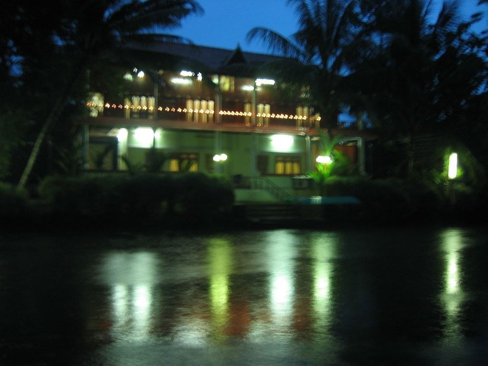 Backwater Retreat - Honeymoon House - Kottayam - Edificio