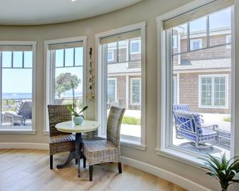 Beach front Sea Loft in Santa Barbara. Weekly discounts. Best beach sunsets! - Carpinteria - Bedroom