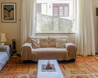 Chamosa e aconchegante casa em Petrópolis VGL041 - Petrópolis - Living room