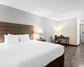 SureStay Hotel by Best Western Albuquerque Midtown - Albuquerque - Bedroom