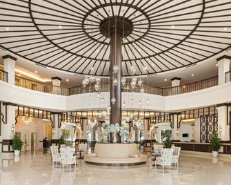 Vinpearl Cua Hoi, Affiliated by Melia - Cua Lo - Lobby