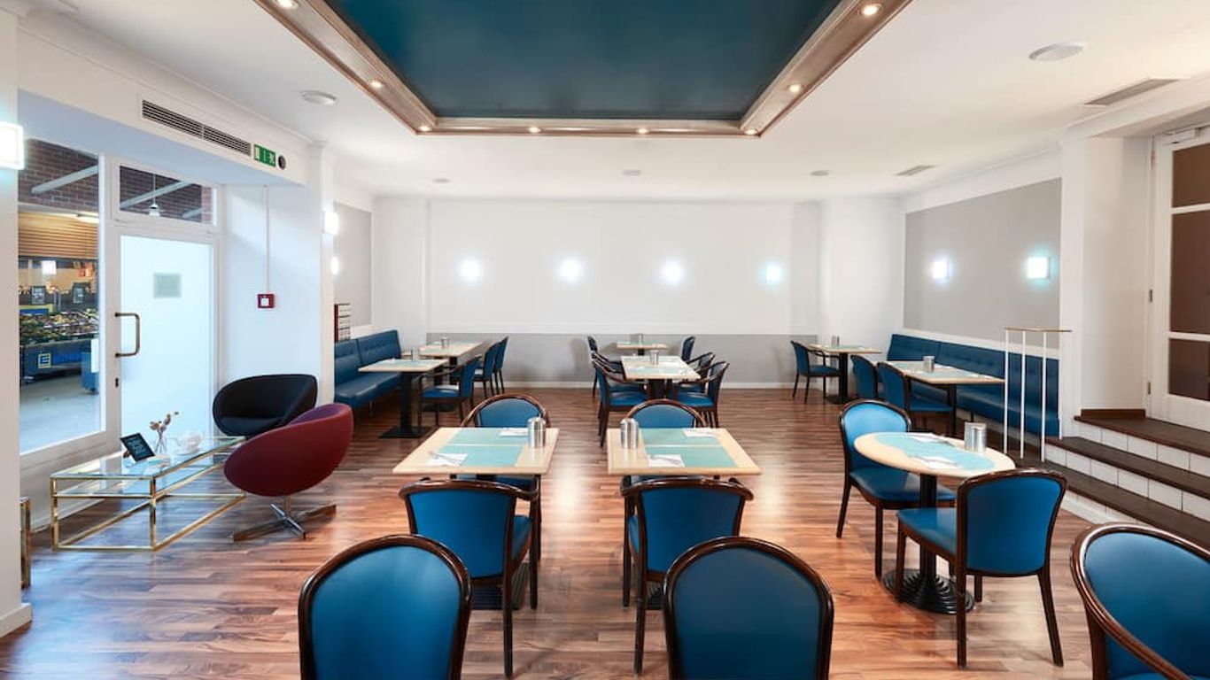 ليفينج هوتل آم أوليمبيابارك