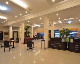Hotel Sindha - Ruteng - Lobby