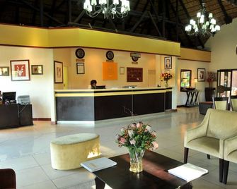 Cresta Riley's Hotel - Maun - Front desk