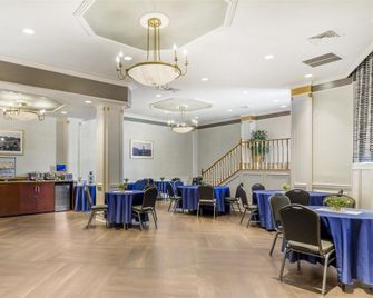 Best Western Queens Gold Coast - Queens - Restaurant