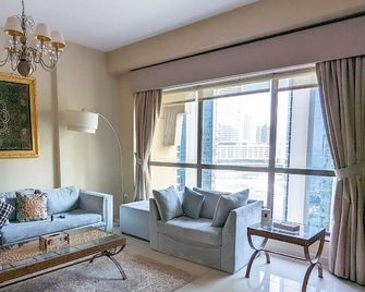 Travelers - Dubai Marina Hostel - Dubaï - Salon
