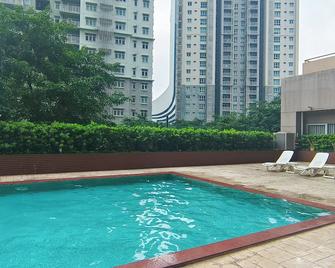 Premium Bgc 2 Br Condo South Of Market- Pool-Sauna - Taguig - Piscina