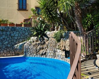 L'Ulivo Resort - Vico Equense - Zwembad