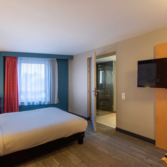 B&B HOTEL Orléans Centre Foch image 1