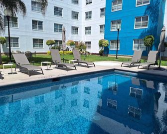Sierra Suites By Hp Hotels - סן לואיס פוטוסי - בריכה