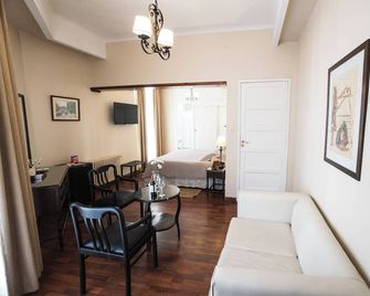 Hotel Colonial Salta - Salta - Pokój dzienny