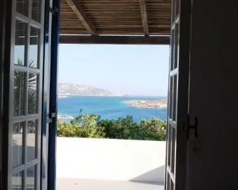 Alkionides Studios - Kufonisia - Balcón