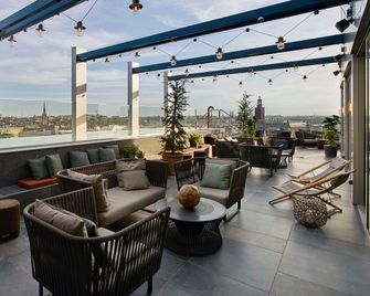 Downtown Camper by Scandic - Stockholm - Balcony