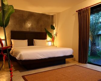 B Happy Resort - Kamala