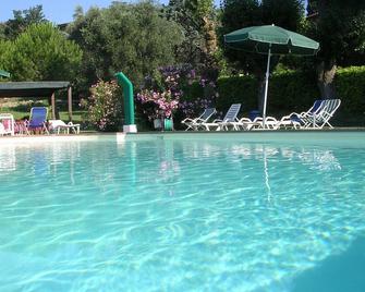 Agriturismo Il Borghetto - Todi - Piscina