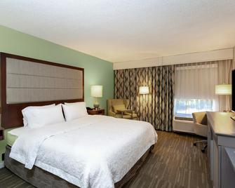 Hampton Inn Melbourne - Melbourne - Bedroom