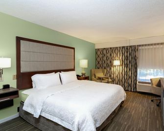 Hampton Inn Melbourne - מלבורן - חדר שינה