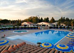 La Cecinella Apartments - Cecina - Pool